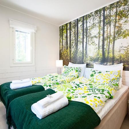 Hotel Hiisi Hill Jämsä Екстериор снимка