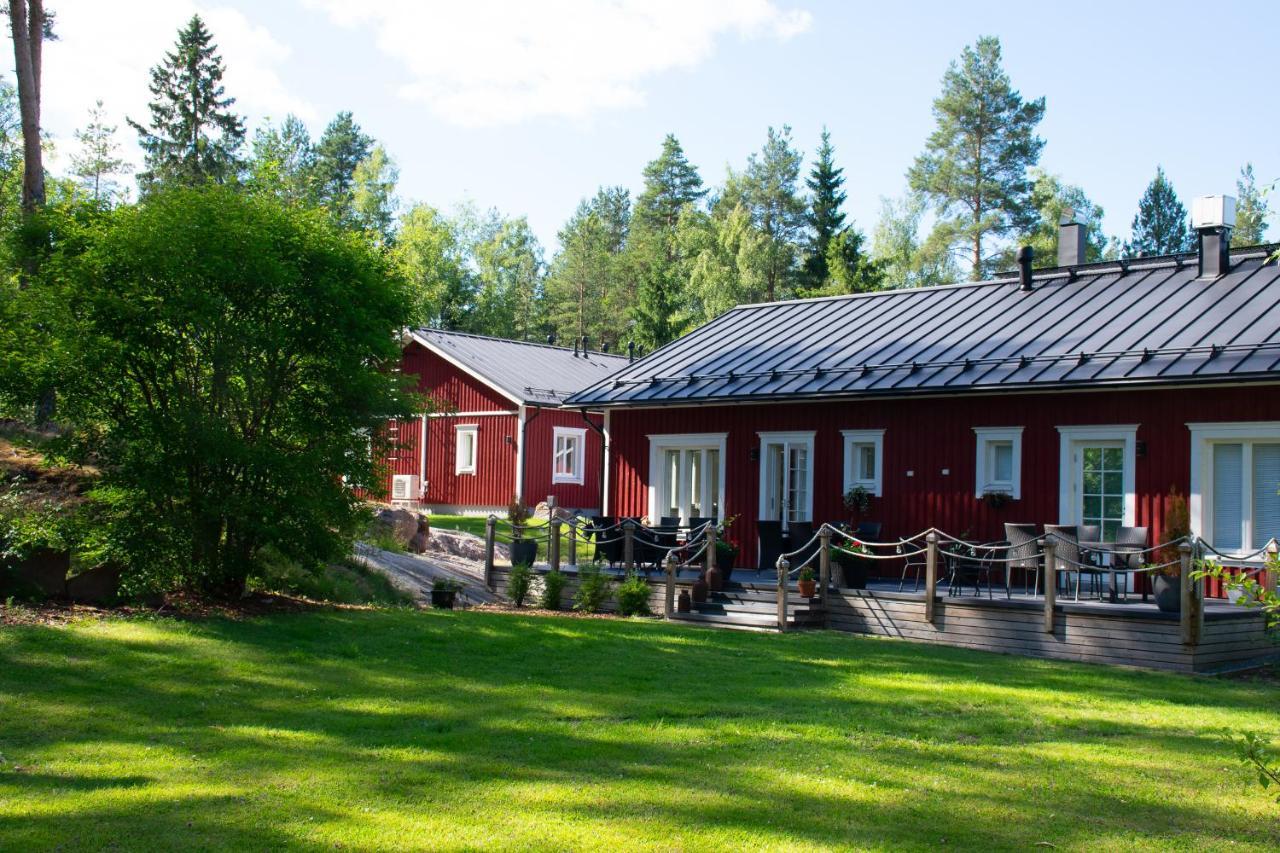 Hotel Hiisi Hill Jämsä Екстериор снимка