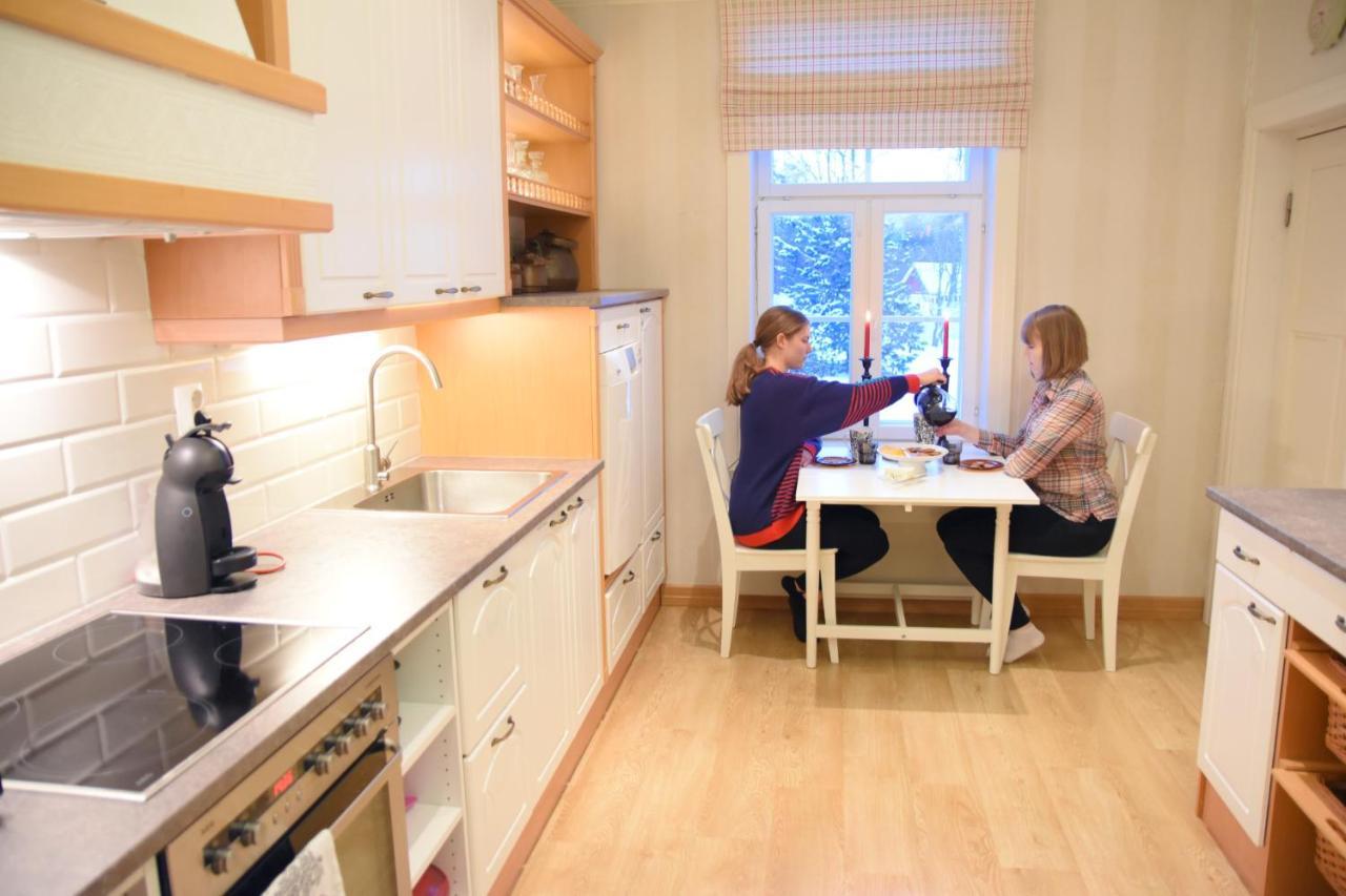Hotel Hiisi Hill Jämsä Екстериор снимка